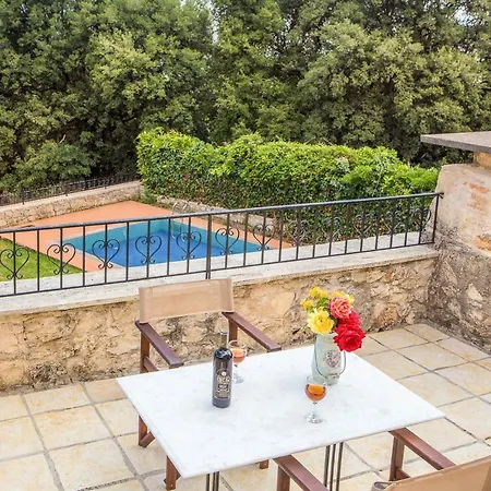 Kontis Villa Maza