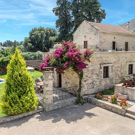 Kontis Villa